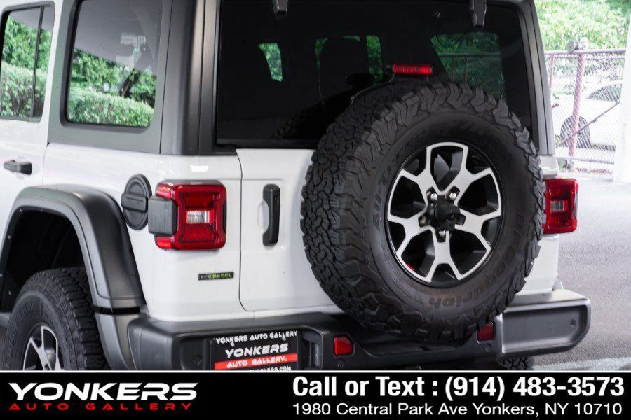 Used 2023 Jeep Wrangler Unlimited Rubicon w/ LED Lighting Group AWD/4WD image 20