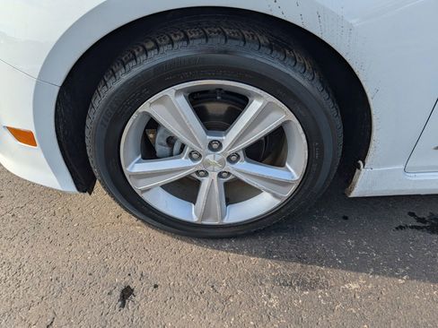 Used 2016 Chevrolet Cruze LT w/ Sun, Sound and Sport Package image 17