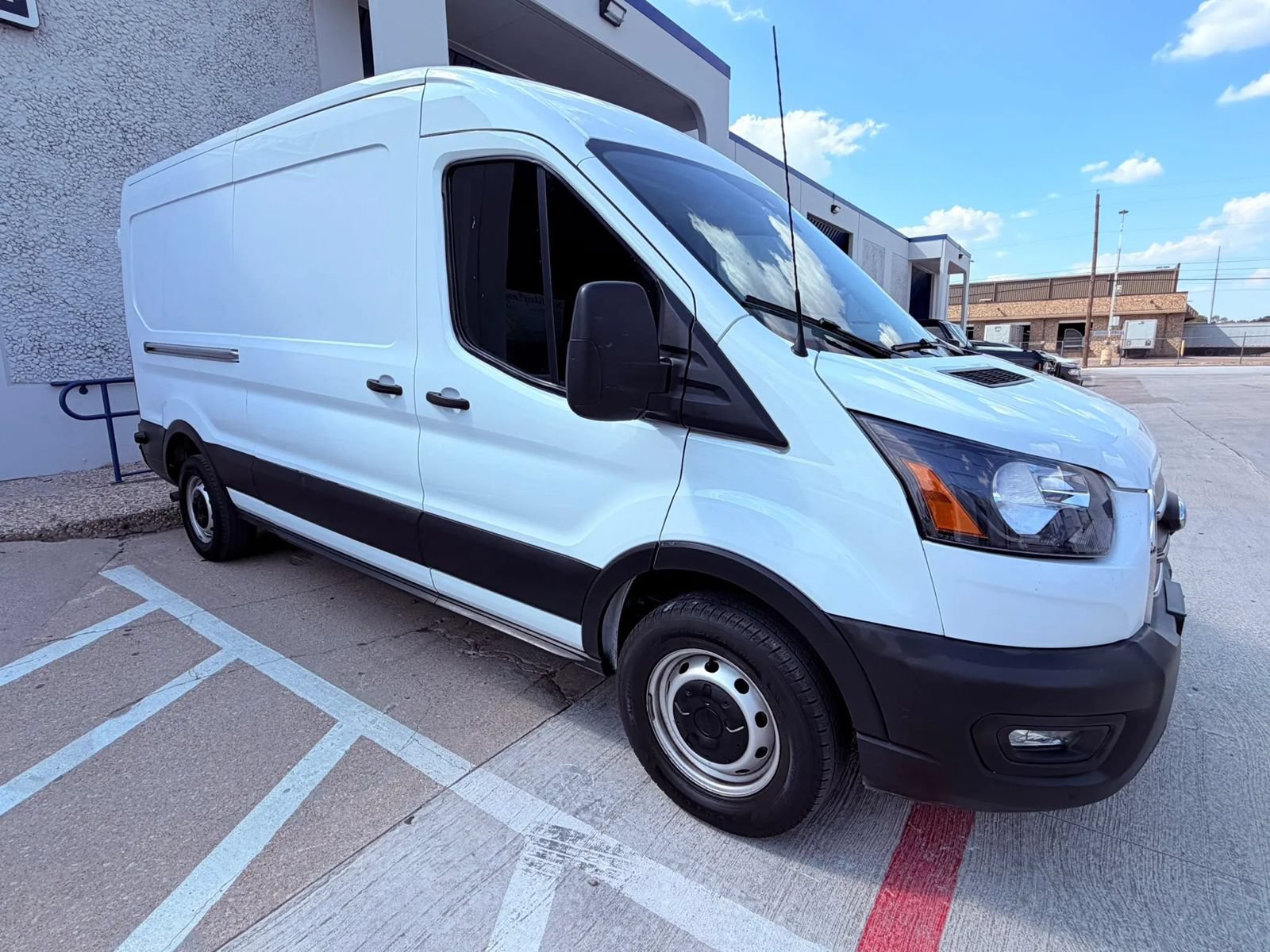 Used 2020 Ford Transit 250 Medium Roof w/ Load Area Protection Package RWD image 5