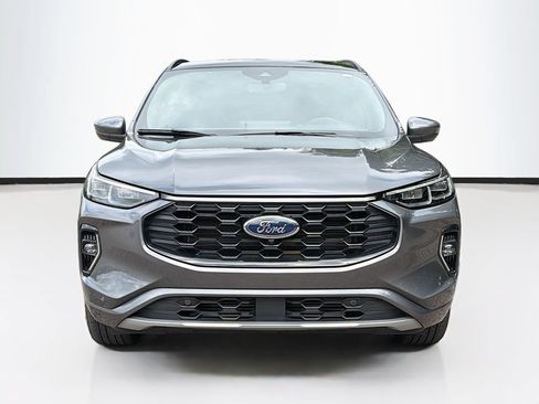 Used 2023 Ford Escape ST-Line Elite w/ Premium Technology Package AWD/4WD image 2