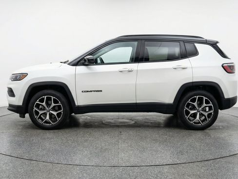 Used 2025 Jeep Compass Limited AWD/4WD image 5