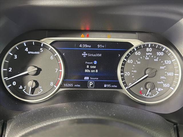 Used 2025 Nissan Sentra SR FWD image 26