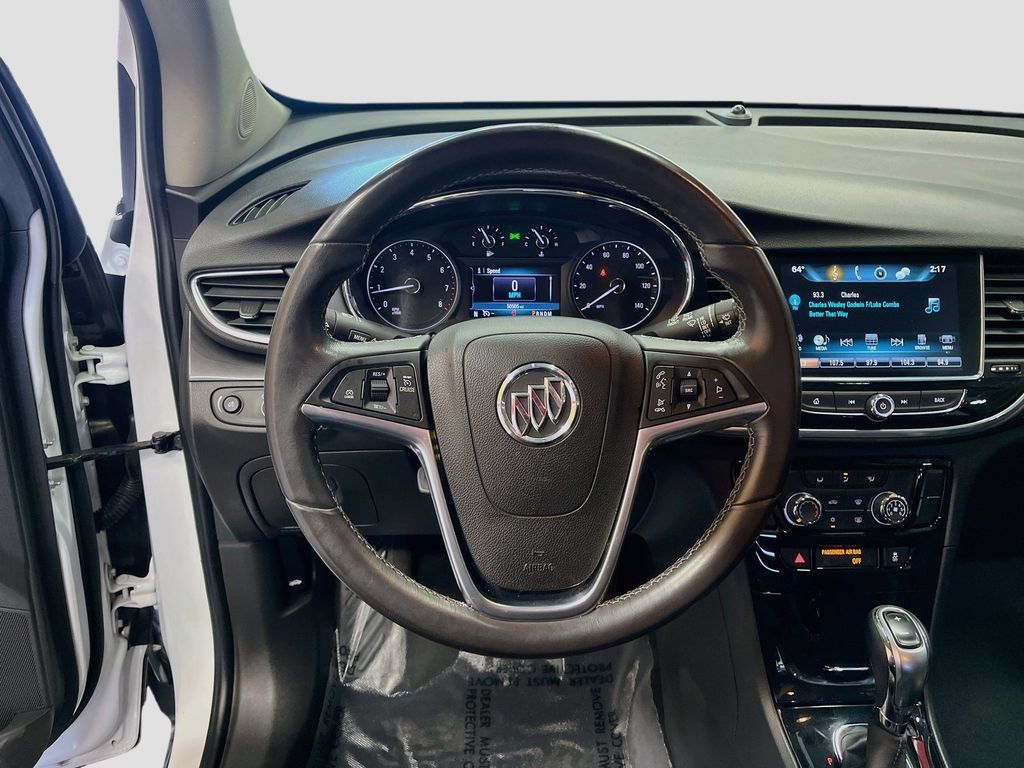 Used 2020 Buick Encore Preferred AWD/4WD image 11
