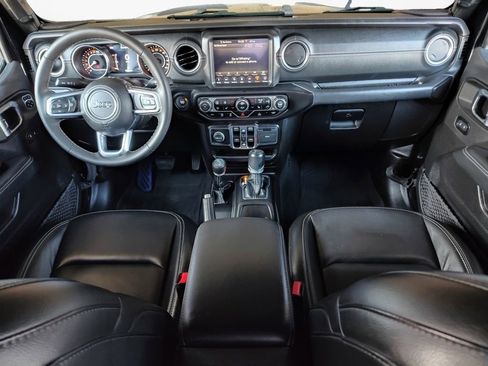 Used 2023 Jeep Gladiator Overland w/ Cold Weather Group image 3