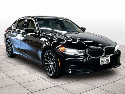 Used 2019 BMW 330i Sedan w/ Convenience Package RWD image 2