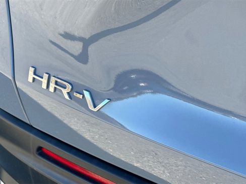 Certified 2025 Honda HR-V Sport image 29
