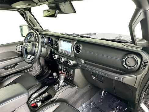 Used 2021 Jeep Wrangler Unlimited Rubicon 4xe w/ Steel Bumper Group image 27