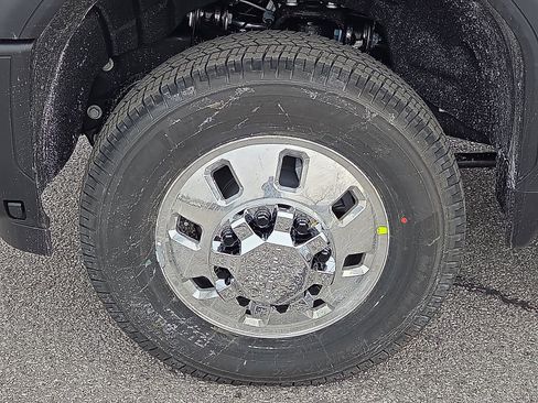 New 2026 GMC Sierra 3500 Denali Ultimate image 7