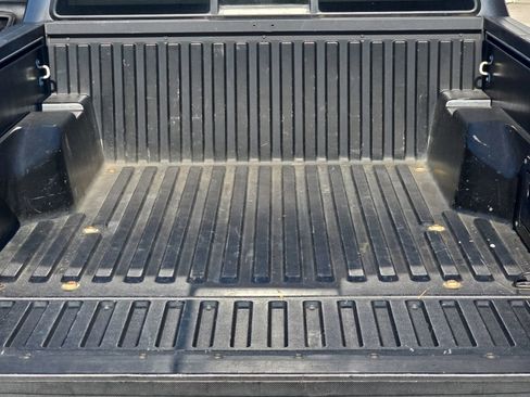 Used 2019 Toyota Tacoma SR image 16