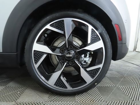 Used 2025 MINI Cooper S image 32