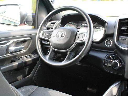 Used 2021 RAM 1500 Big Horn AWD/4WD image 14