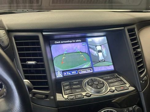 Used 2016 INFINITI QX70 AWD w/ Premium Package image 28