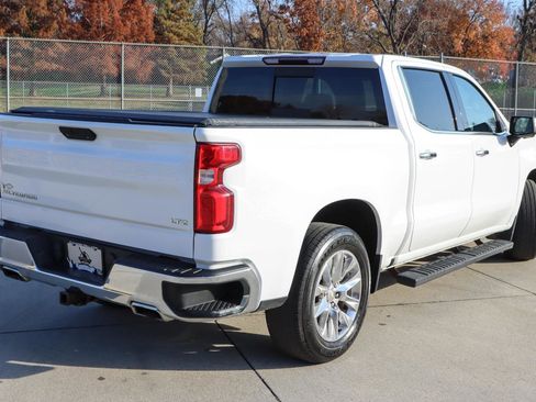 Used 2019 Chevrolet Silverado 1500 LTZ image 16