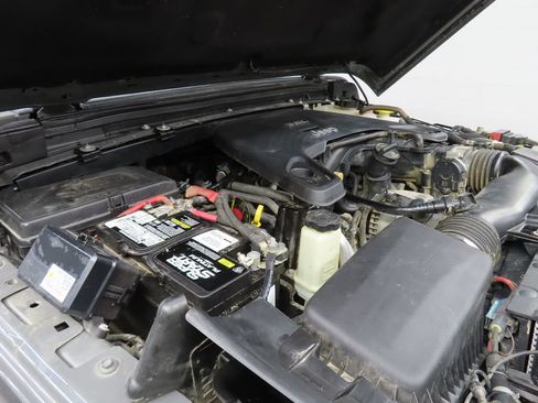 Used 2021 Jeep Gladiator Sport AWD/4WD image 21