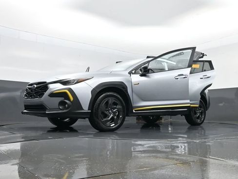 Used 2025 Subaru Crosstrek 2.5i Sport AWD/4WD image 33