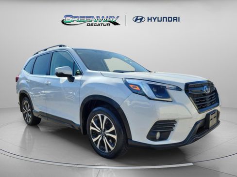 Used 2023 Subaru Forester Limited image 1