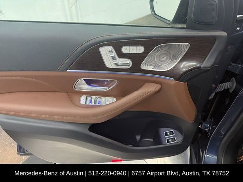 Used 2024 Mercedes-Benz GLE 450e 4MATIC image 18