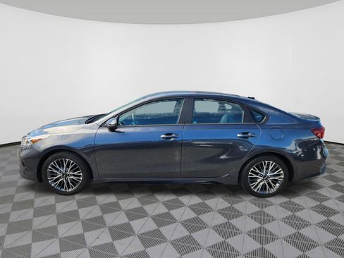 Used 2023 Kia Forte GT-Line w/ GT-Line Premium Package FWD image 5