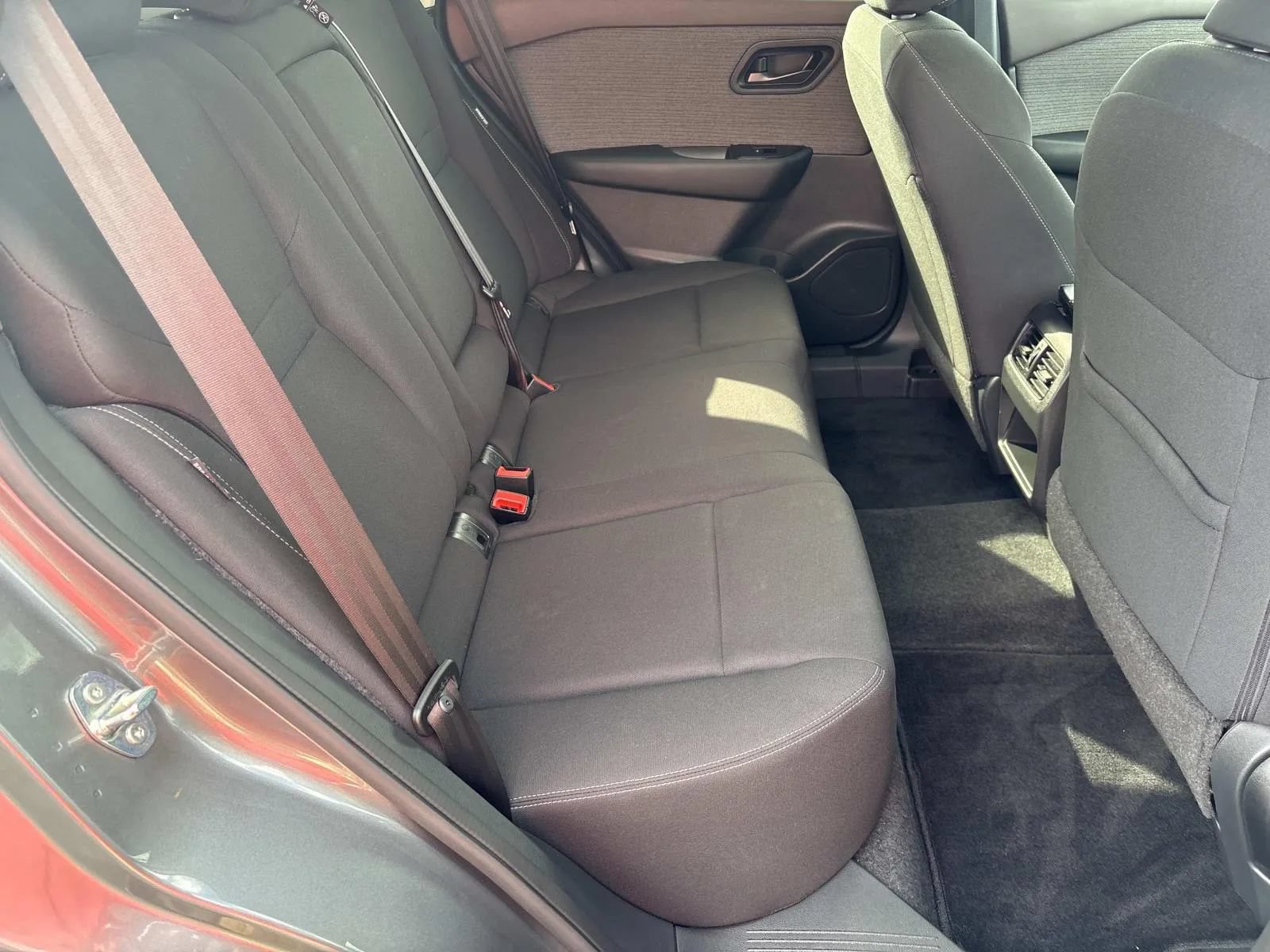 Used 2023 Nissan Rogue S FWD image 20