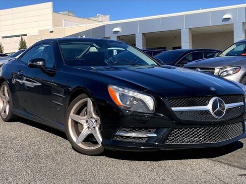 Used 2013 Mercedes-Benz SL 550 image 1