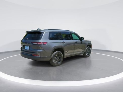 New 2026 Jeep Grand Cherokee L 4WD image 8