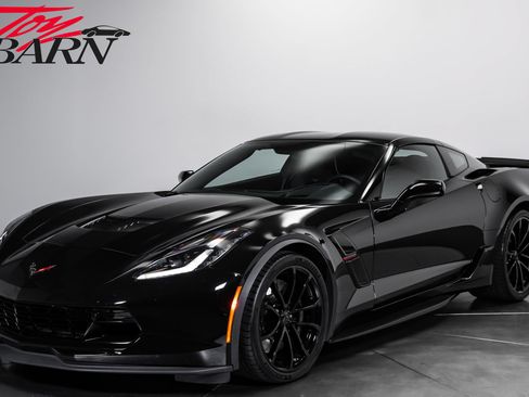 Used 2017 Chevrolet Corvette Grand Sport RWD image 9