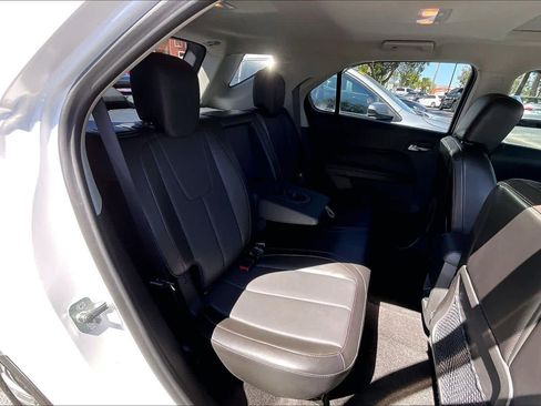 Used 2016 Chevrolet Equinox LTZ w/ Enhanced Convenience Package image 26