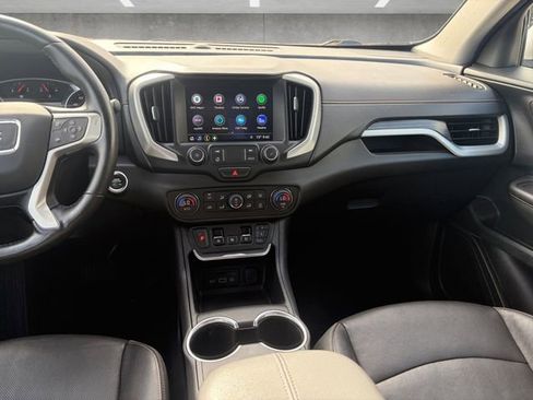 Used 2021 GMC Terrain SLT FWD image 3