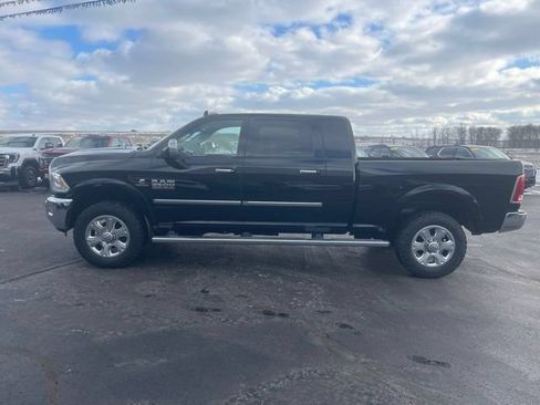 Used 2014 RAM 2500 Laramie w/ Convenience Group AWD/4WD image 2