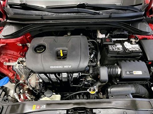 Used 2018 Hyundai Elantra SEL image 9