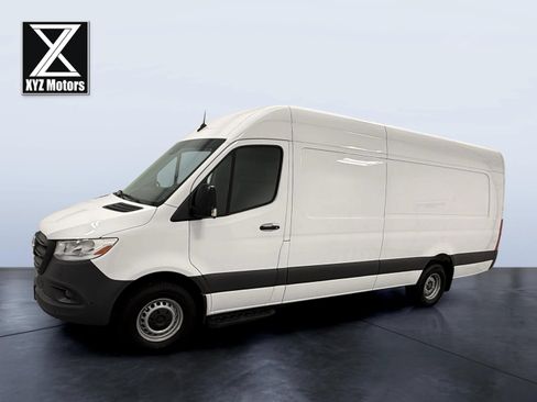 Used 2024 Mercedes-Benz Sprinter 3500 image 1