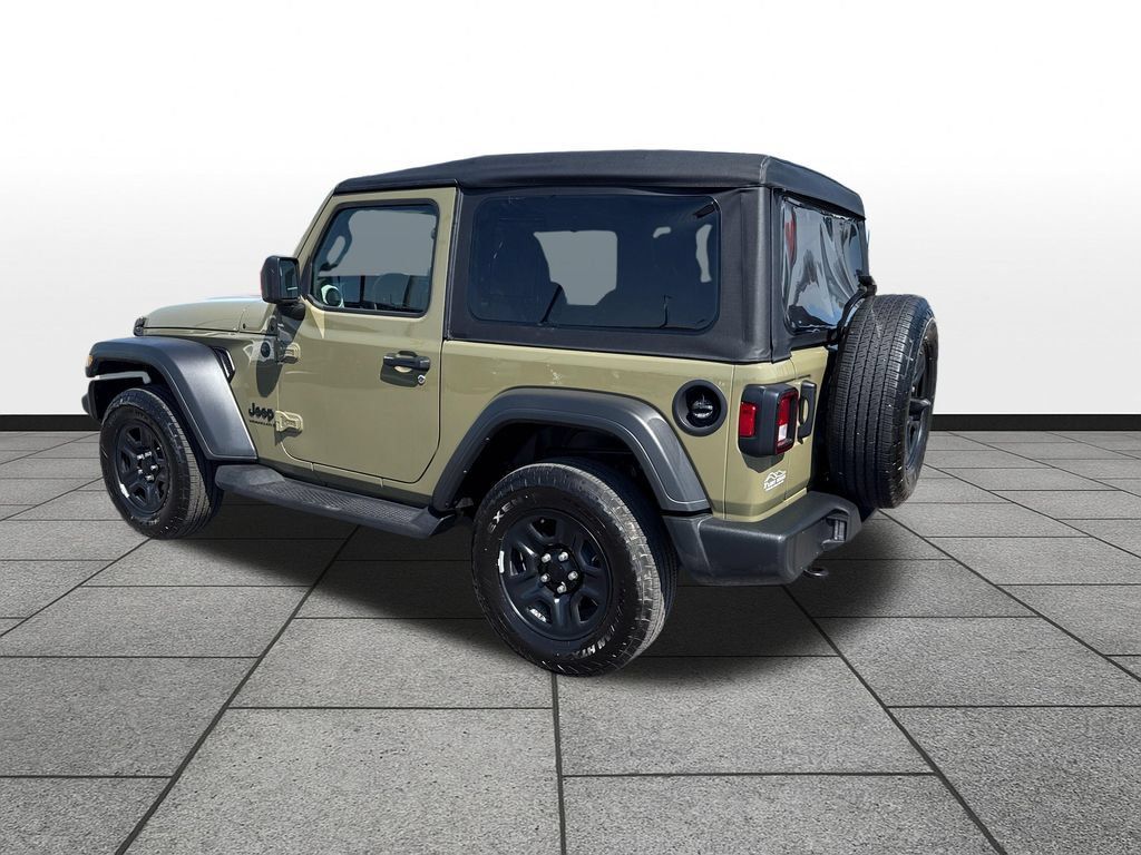 Used 2025 Jeep Wrangler Sport AWD/4WD image 3