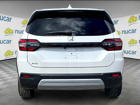 New 2025 Honda Pilot EX-L image 6