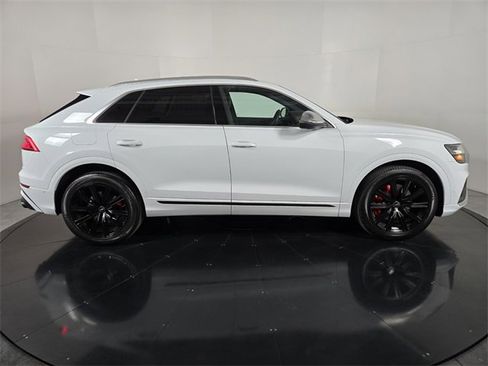 Used 2023 Audi SQ8 Prestige image 7
