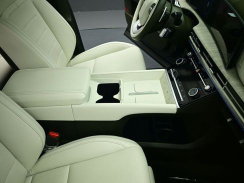 Used 2025 Hyundai Santa Fe Calligraphy image 60
