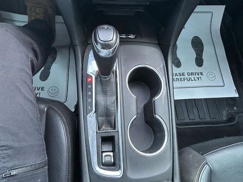 Used 2019 Chevrolet Equinox Premier image 26