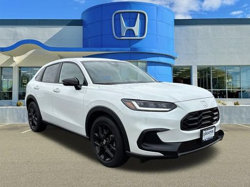 Used 2025 Honda HR-V Sport image 1