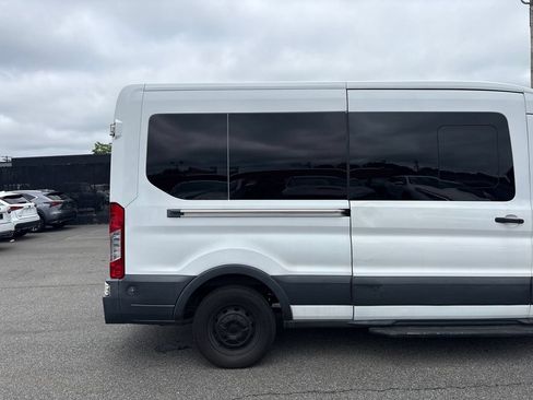 Used 2016 Ford Transit 350 XLT RWD image 8