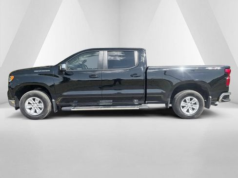 Used 2024 Chevrolet Silverado 1500 LT w/ Safety Package AWD/4WD image 4