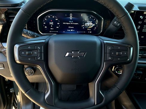 Used 2026 Chevrolet Silverado 2500 ZR2 image 22