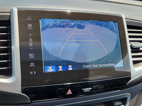 Used 2017 Honda Pilot EX-L image 18