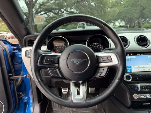 Used 2017 Ford Mustang GT Premium RWD image 14