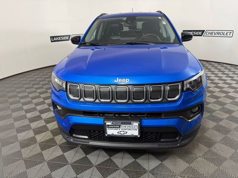 Used 2022 Jeep Compass Latitude image 9
