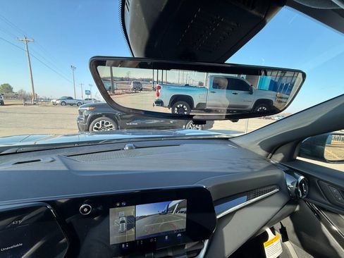 New 2026 Chevrolet Equinox LT w/ Safety and Technology Package image 13