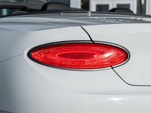 Used 2024 Bentley Continental GT Speed image 9