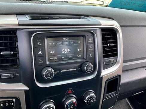 Used 2014 RAM 1500 Classic SLT AWD/4WD image 15