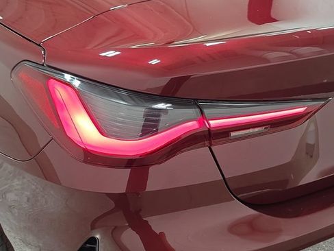 Used 2024 BMW 430i Convertible RWD image 31