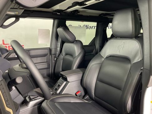 New 2026 Ford Bronco Badlands AWD/4WD image 14