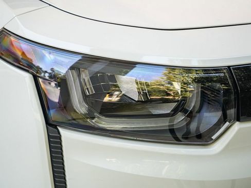 New 2026 Jeep Cherokee Limited image 8