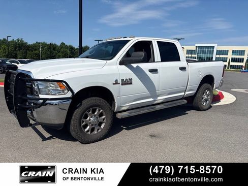 Used 2018 RAM 2500 Tradesman w/ Chrome Appearance Group AWD/4WD image 3